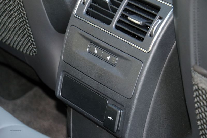 Jaguar F Pace 5.0 P550 SVR Quickshift