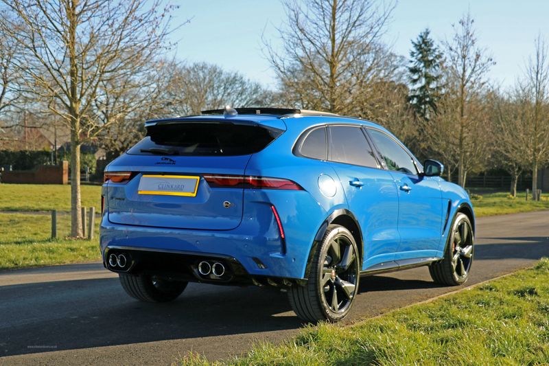 Jaguar F Pace 5.0 P550 SVR Quickshift