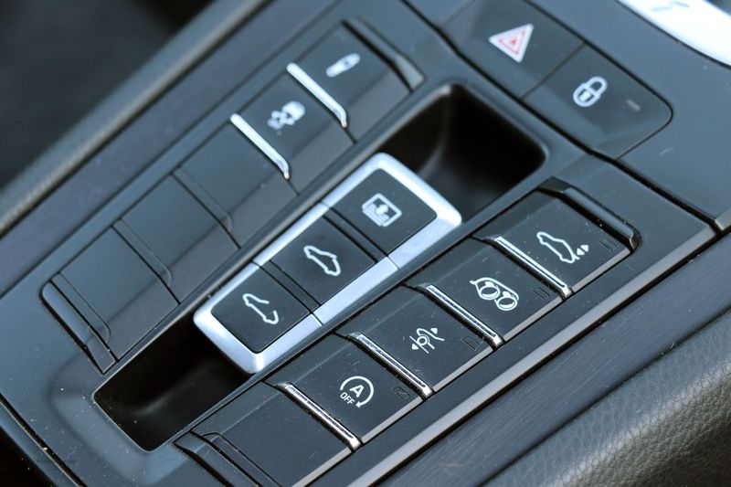 Porsche 911 GTS Coupe PDK