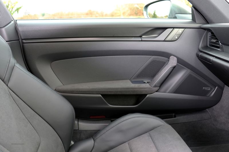 Porsche 992 Carrera GTS PDK