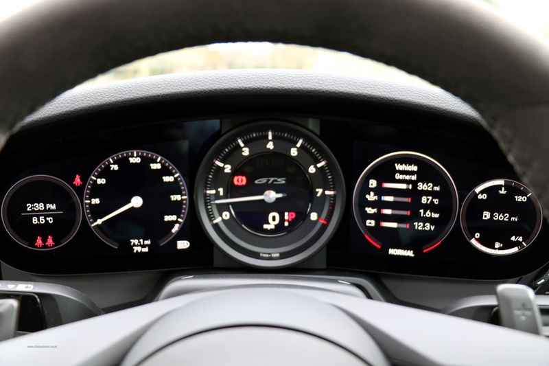 Porsche 992 Carrera GTS PDK