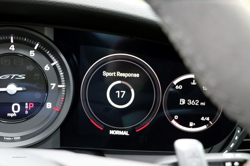 Porsche 992 Carrera GTS PDK