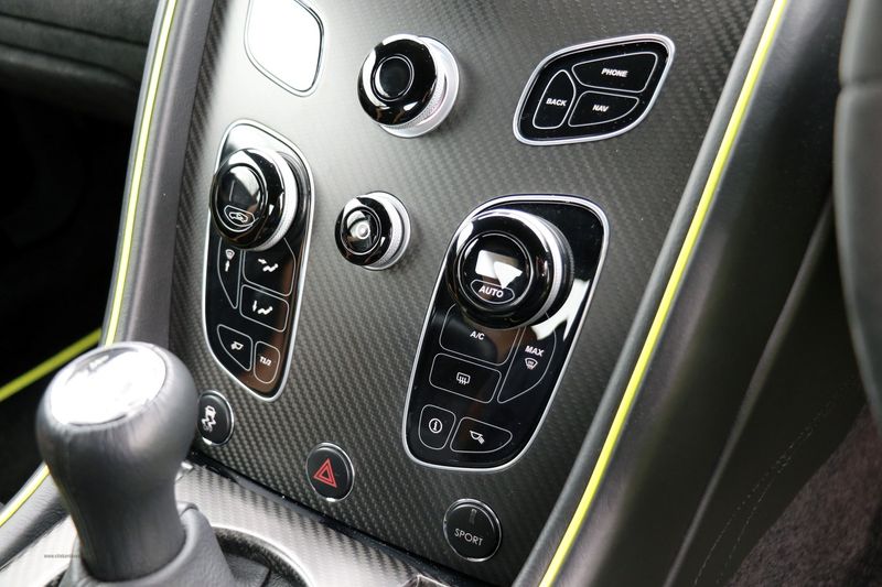 Aston Martin V8 Vantage AMR 4.7