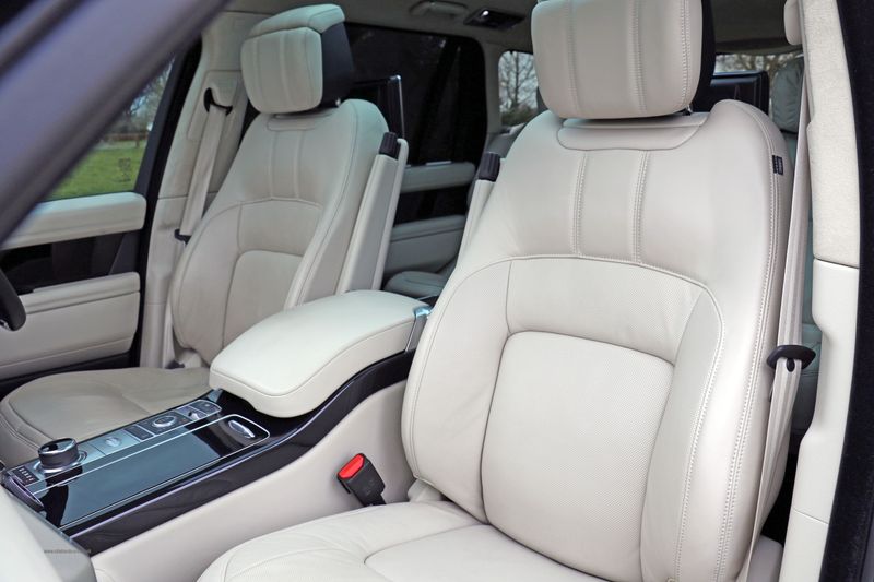 Range Rover LWB 5.0 Supercharged Autobiography