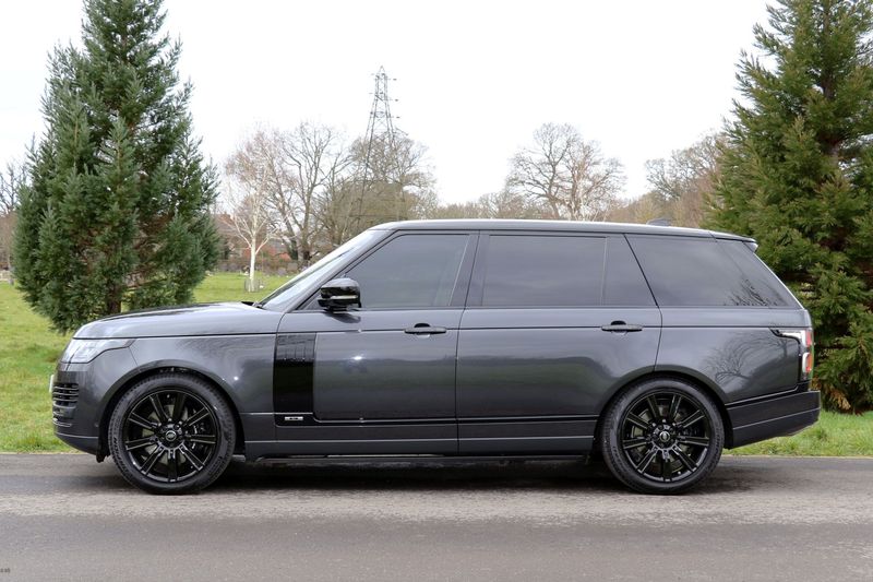 Range Rover LWB 5.0 Supercharged Autobiography