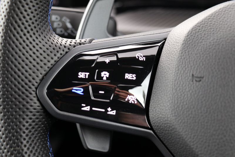 Volkswagen Golf R 20 Years Special Edition 5 Door DSG