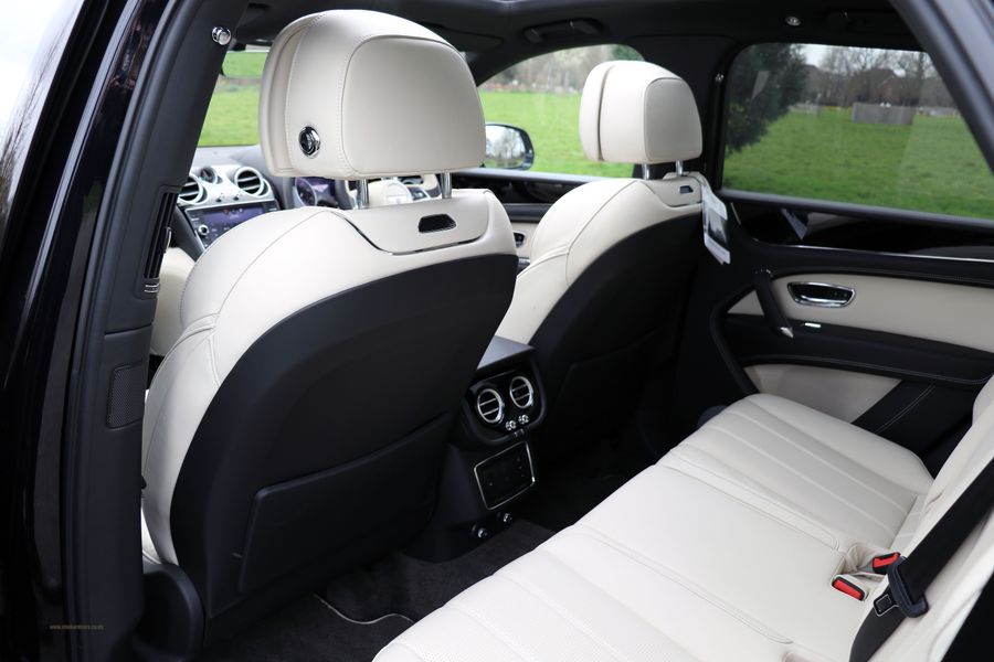 Bentley Bentayga V8 Black and Centenary Edition