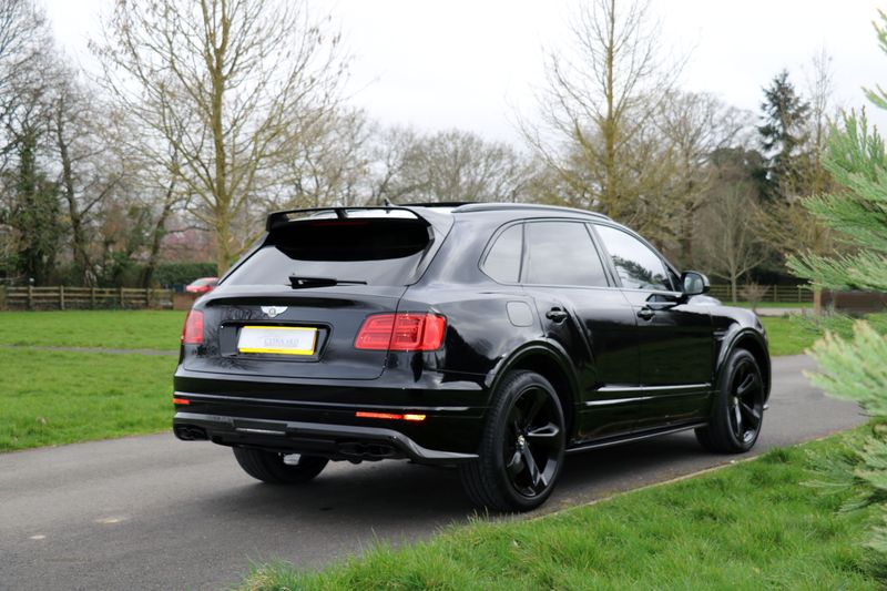 Bentley Bentayga V8 Black and Centenary Edition
