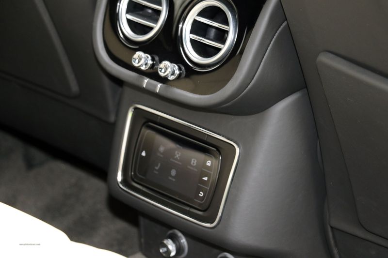 Bentley Bentayga V8 Black and Centenary Edition