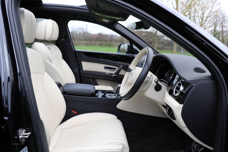 Bentley Bentayga V8 Black and Centenary Edition