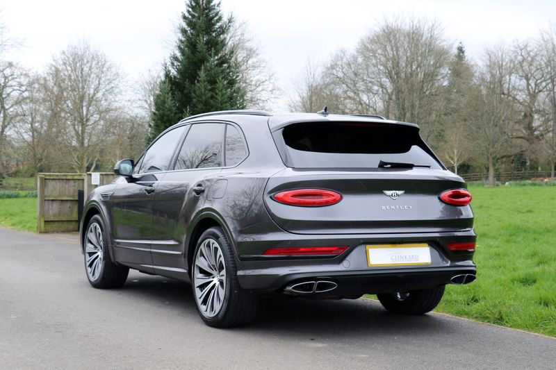 Bentley Bentayga Outdoor Pursuits Collection 3.0 TFSi V6 17.3kWh Hybrid