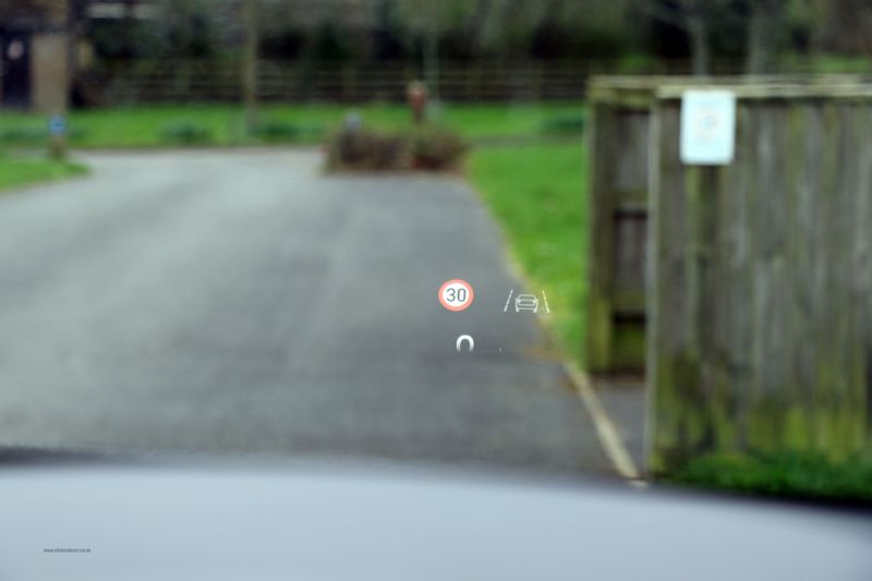 Bentley Bentayga Outdoor Pursuits Collection 3.0 TFSi V6 17.3kWh Hybrid