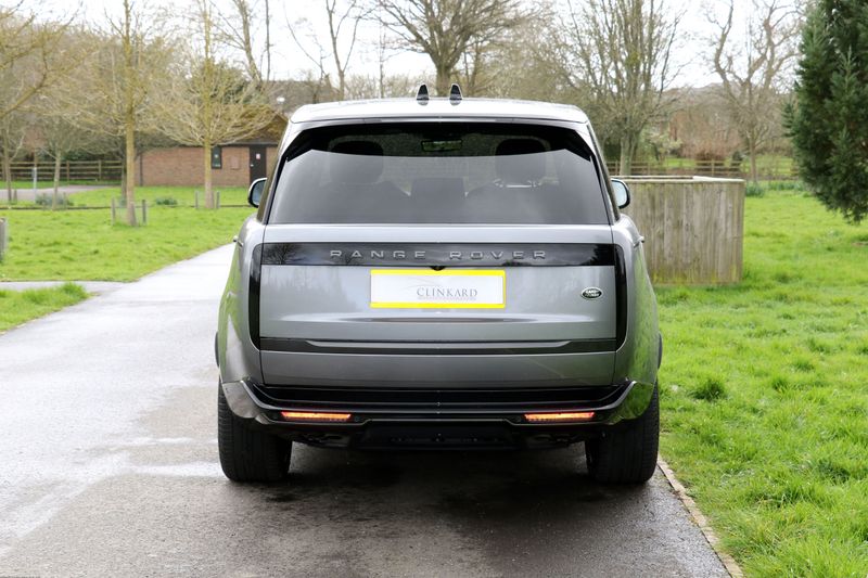 Range Rover 4.4 P530 V8 Autoboigraphy