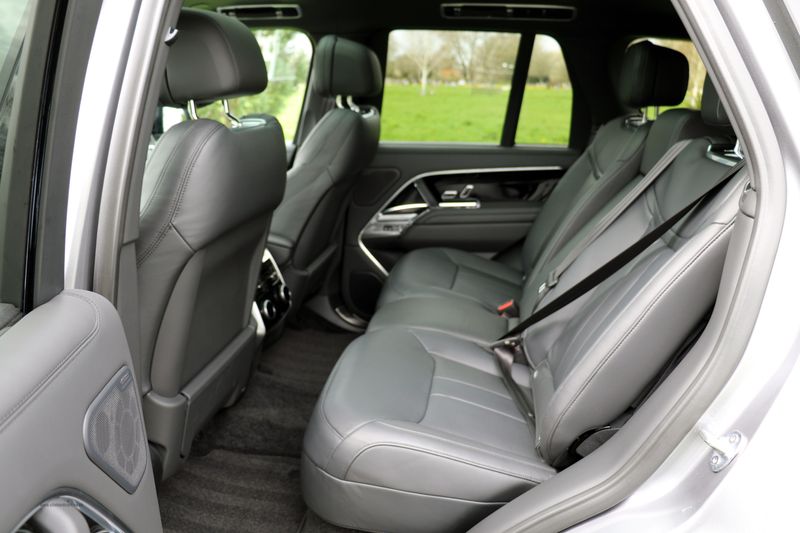 Range Rover 4.4 P530 V8 Autoboigraphy