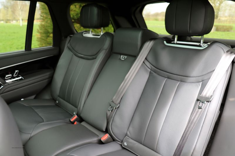 Range Rover 4.4 P530 V8 Autoboigraphy