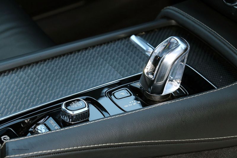 Volvo XC90 T8 Twin Engine R Design Pro AWD