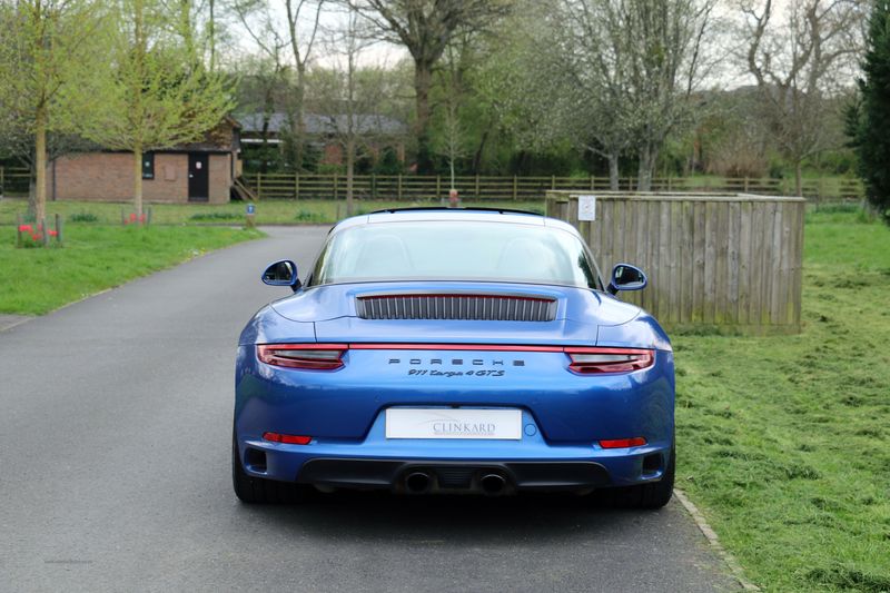 Porsche 911 Targa 4 GTS