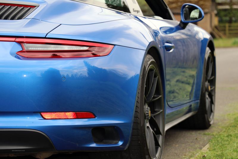 Porsche 911 Targa 4 GTS