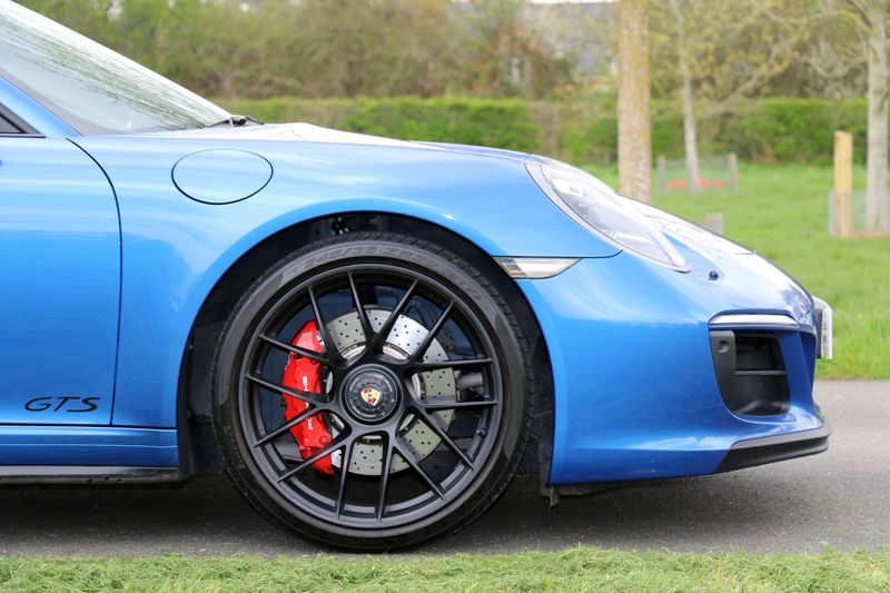 Porsche 911 Targa 4 GTS