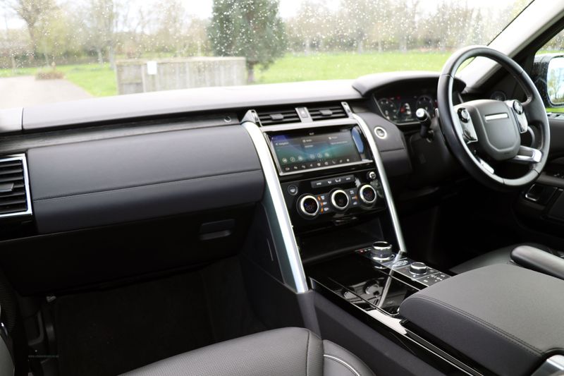 Landrover Discovery 3.0 SDV6 HSE