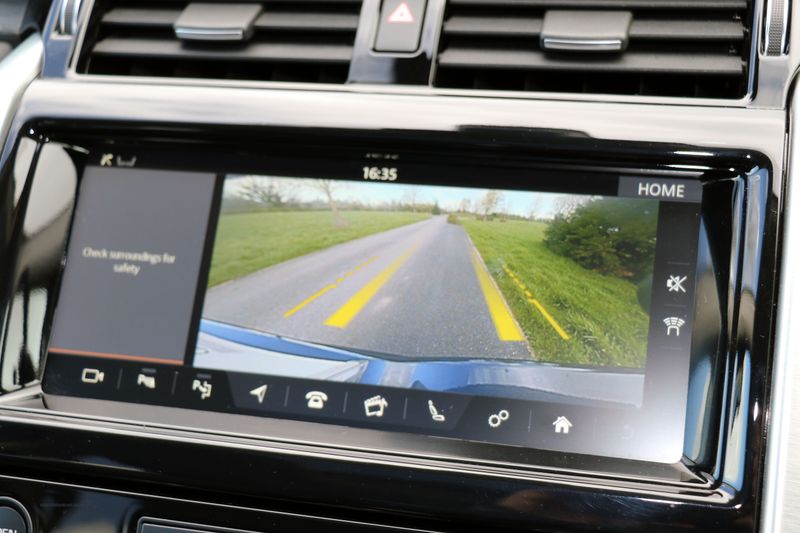 Landrover Discovery 3.0 SDV6 HSE