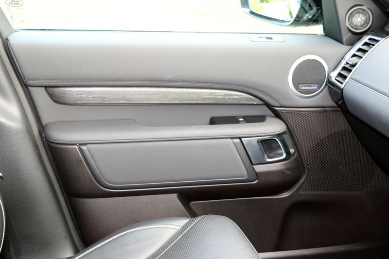 Landrover Discovery 3.0 SDV6 HSE