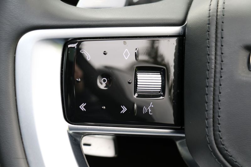 Range Rover 4.4 P530 V8 First Edition