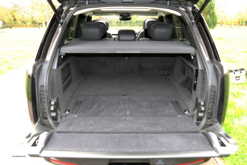 Range Rover 4.4 P530 V8 First Edition