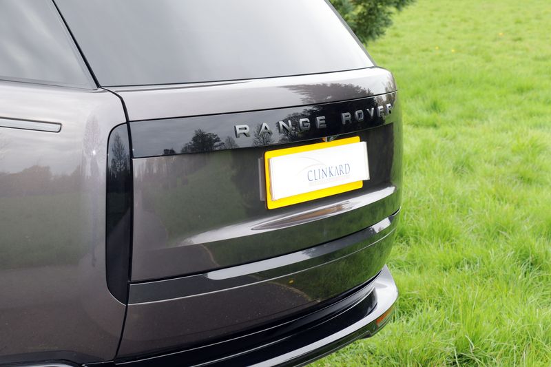 Range Rover 4.4 P530 V8 First Edition