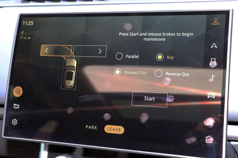 Range Rover 4.4 P530 V8 First Edition