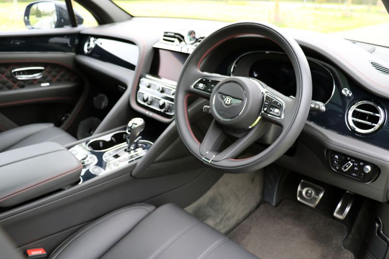 Bentley Bentayga V8 First Edition