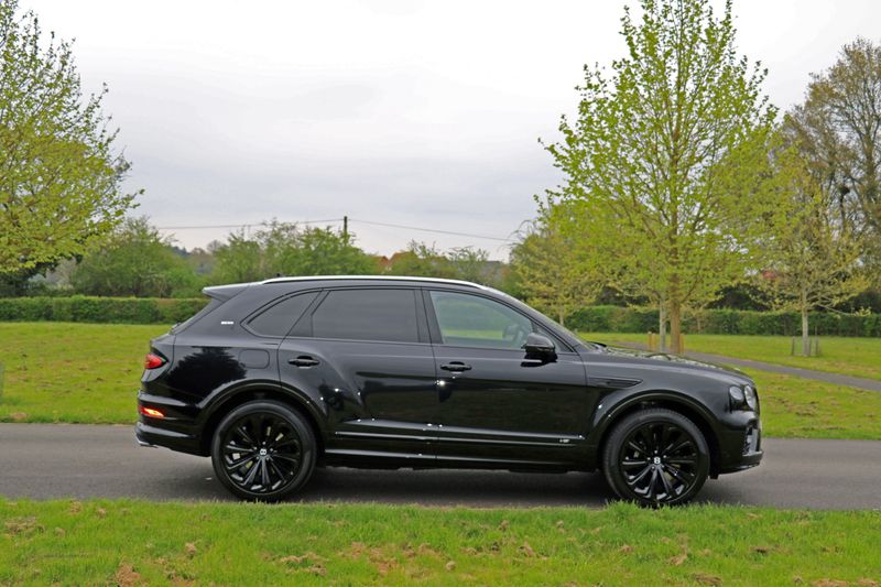 Bentley Bentayga V8 First Edition