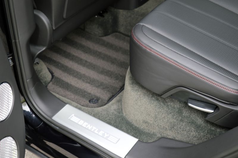 Bentley Bentayga V8 First Edition