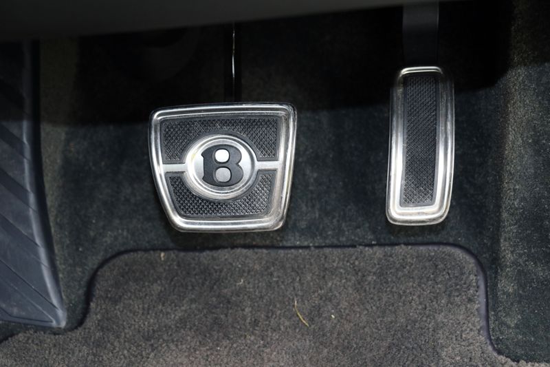 Bentley Bentayga V8 First Edition