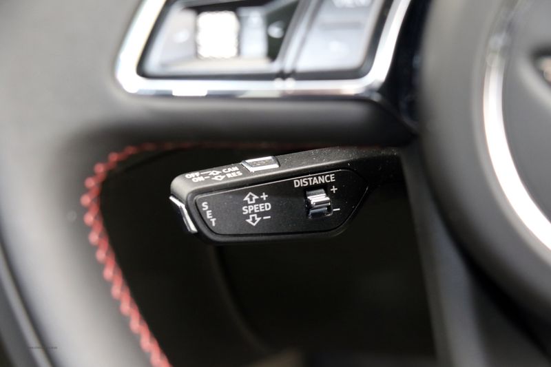 Bentley Bentayga V8 First Edition