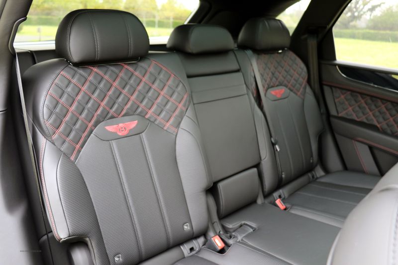 Bentley Bentayga V8 First Edition