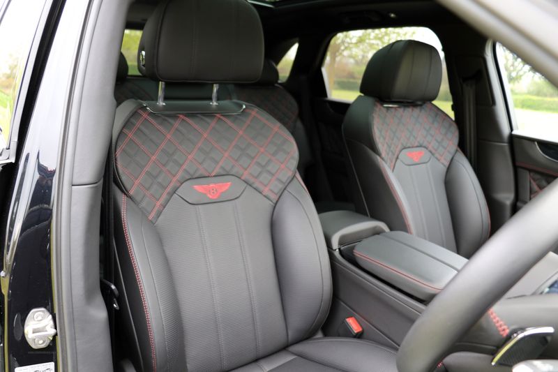 Bentley Bentayga V8 First Edition