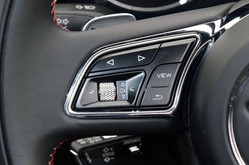 Bentley Bentayga V8 First Edition