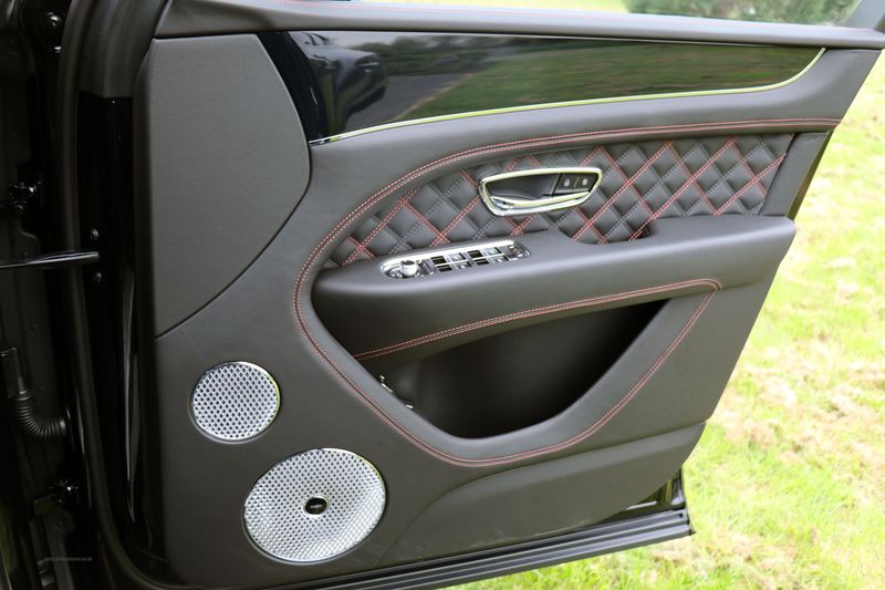 Bentley Bentayga V8 First Edition