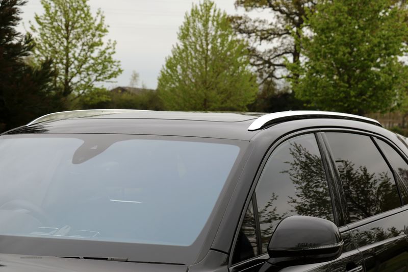 Bentley Bentayga V8 First Edition