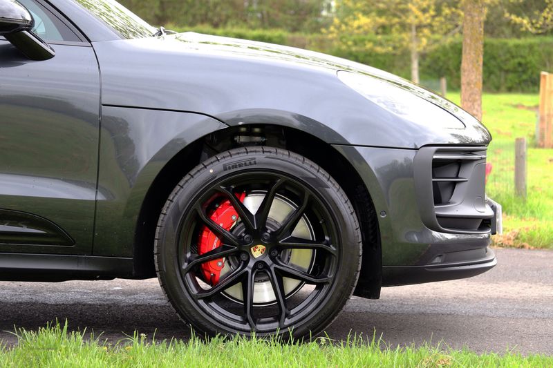 Porsche Macan GTS PDK VAT Qualifying
