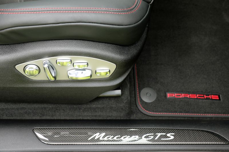 Porsche Macan GTS PDK VAT Qualifying