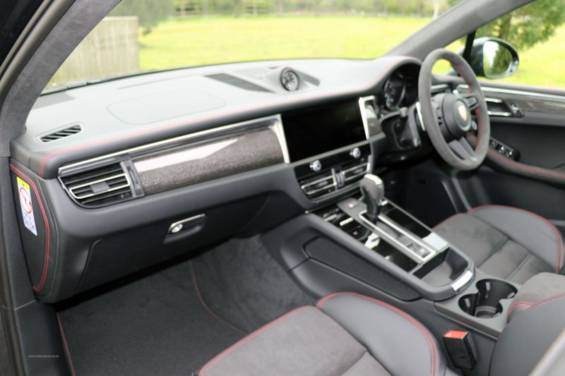 Porsche Macan GTS PDK VAT Qualifying
