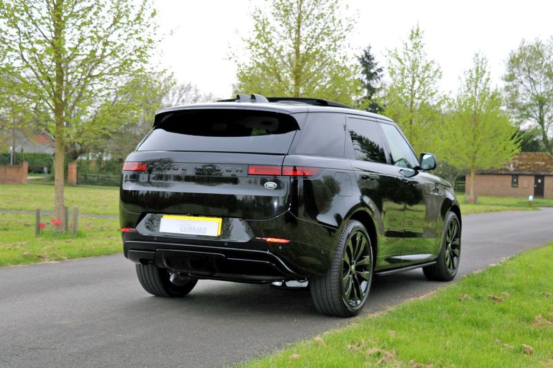 Range Rover Sport D350 First Edition