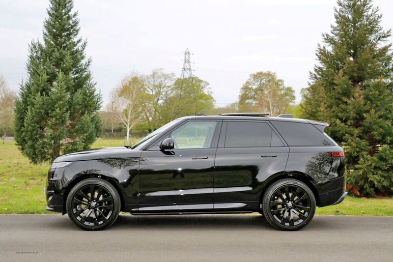 Range Rover Sport D350 First Edition