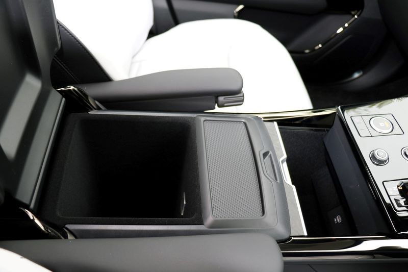 Range Rover Sport D350 First Edition