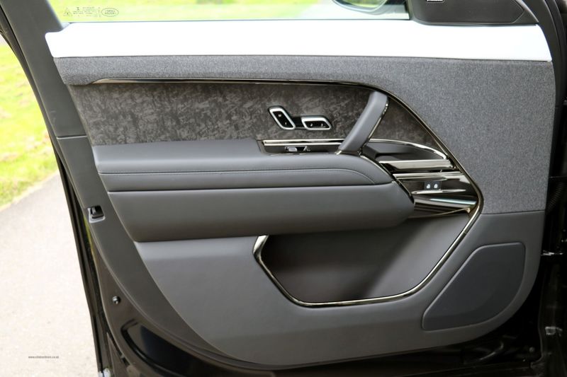 Range Rover Sport D350 First Edition