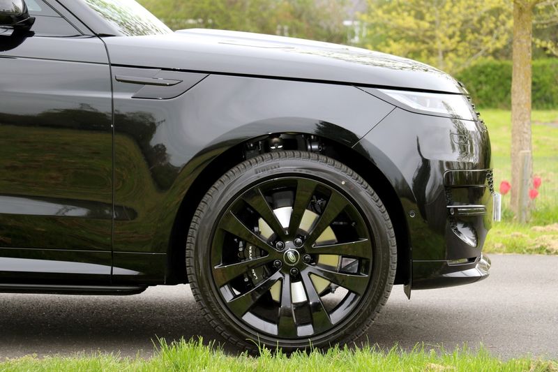 Range Rover Sport D350 First Edition