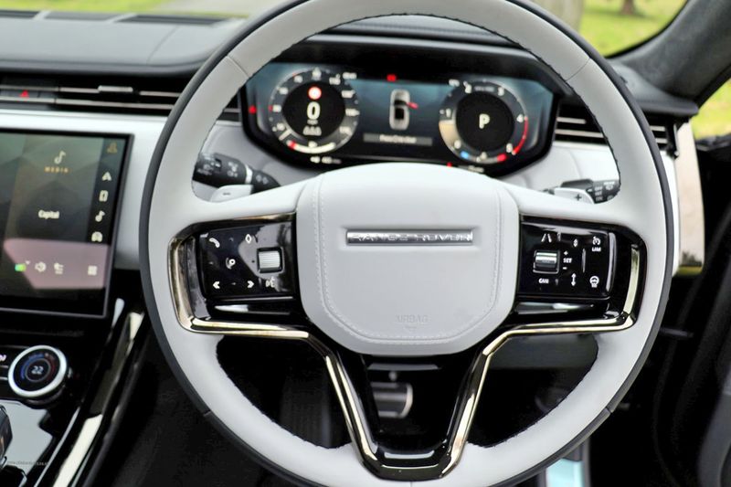 Range Rover Sport D350 First Edition