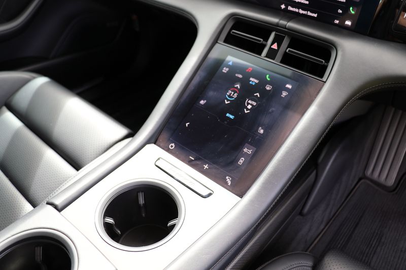 Porsche Taycan Turbo Performance Plus 93.4Kwh